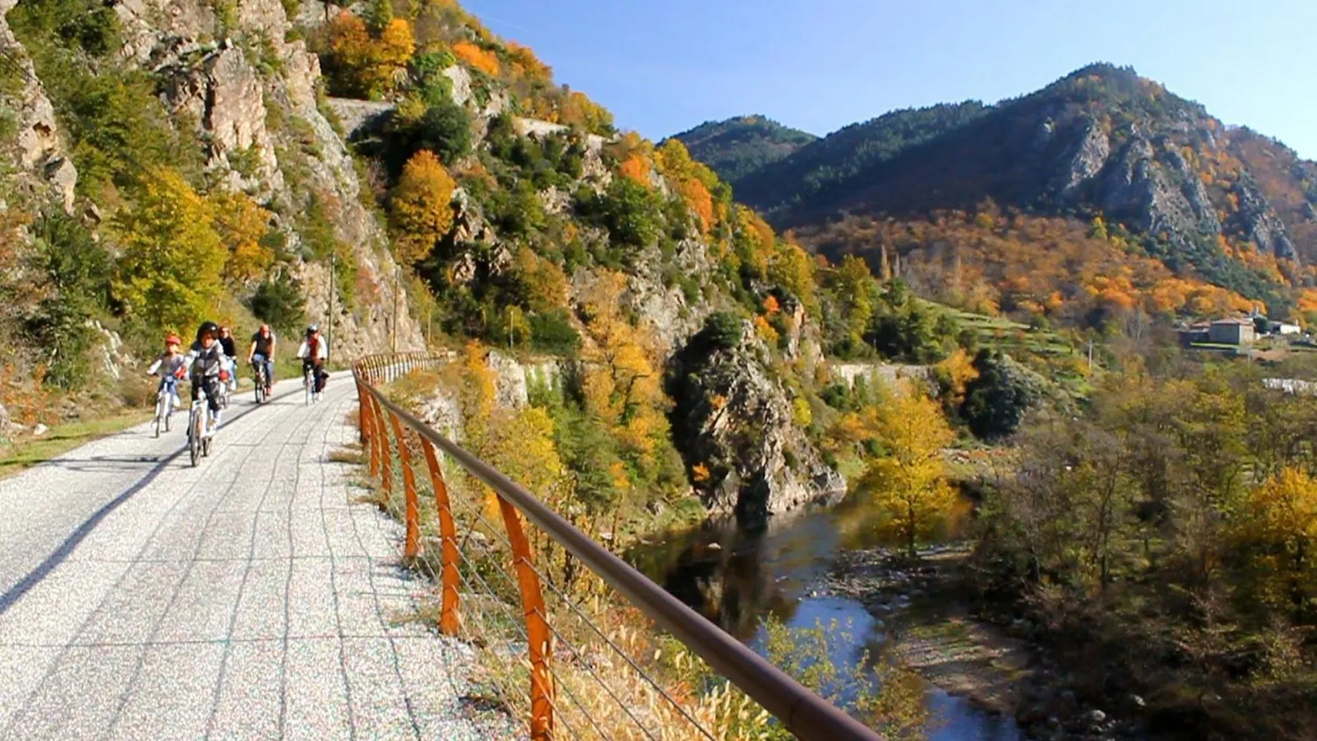 Grande Maison Au Coeur Du Parc Naturel Des Monts D'Ardeche Saint-Julien-Boutieres France